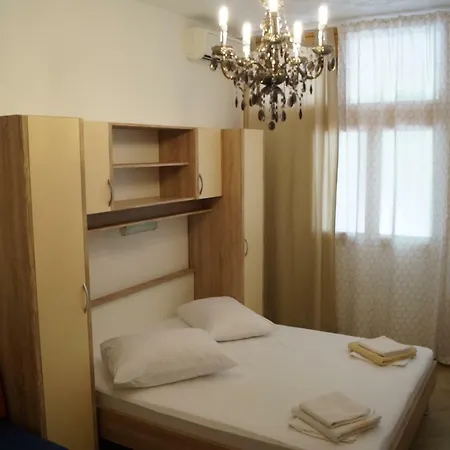 Mario * 马卡尔斯卡