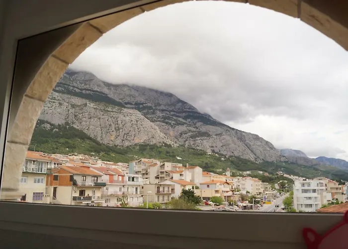 Mario With Private Parking Appartement