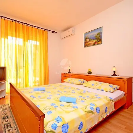 Apartament Mario With Private Parking *