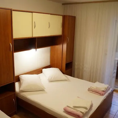 Apartament Mario With Private Parking Makarska