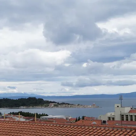 Mario With Private Parking Makarska