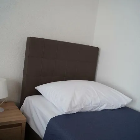 Mario With Private Parking Apartament