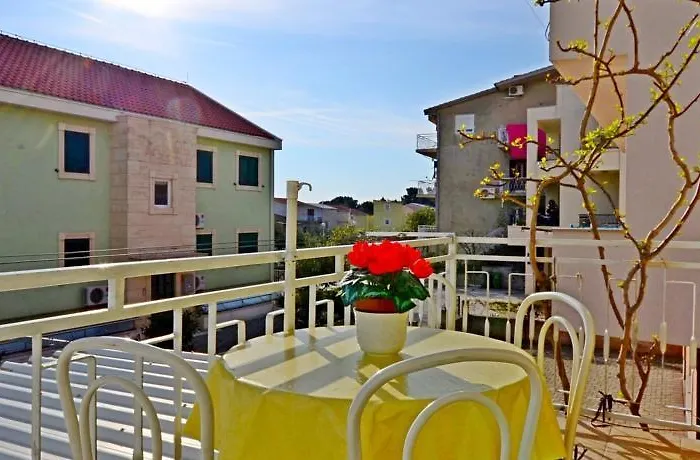 Appartamento Mario With Private Parking Makarska