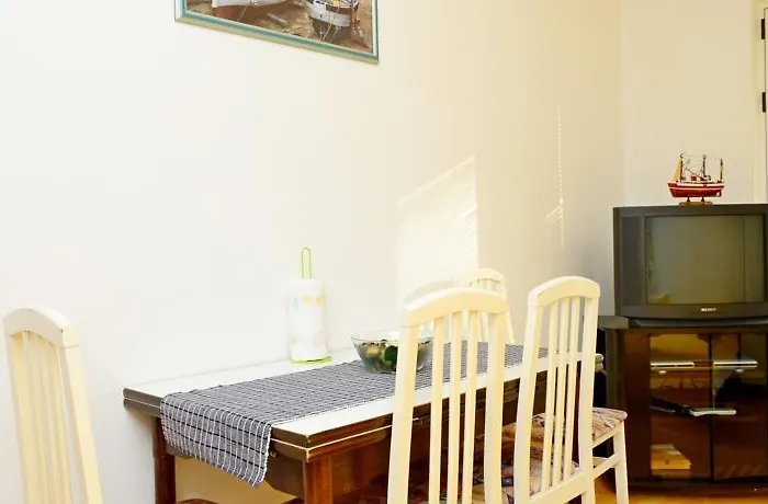 Mario With Private Parking *