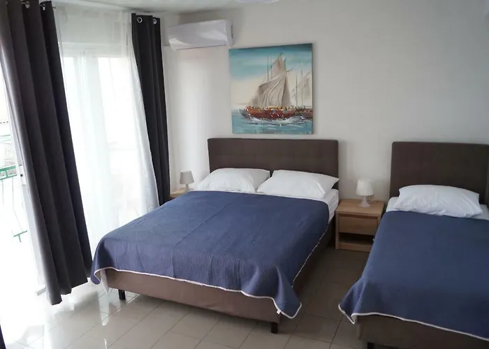 Mario With Private Parking *