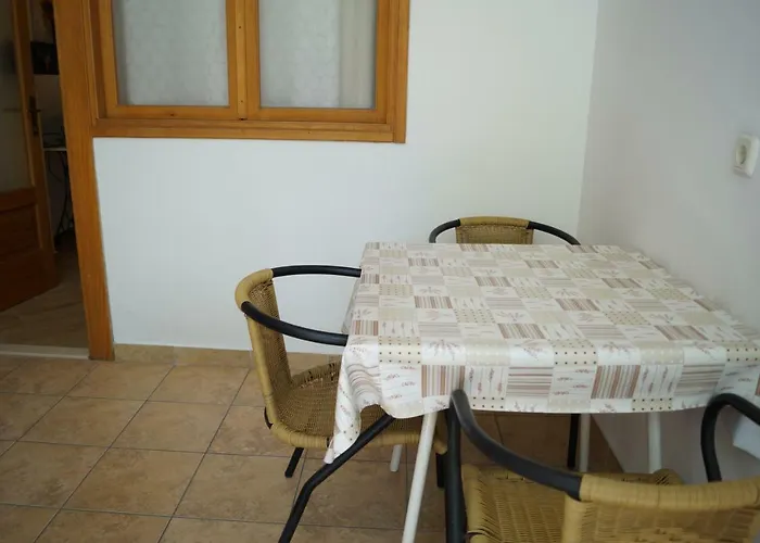 Mario With Private Parking *