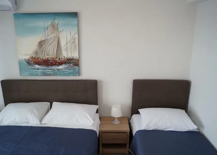 Mario With Private Parking *