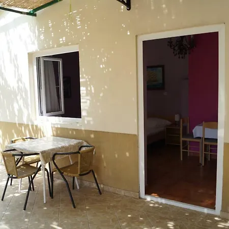 Mario With Private Parking *