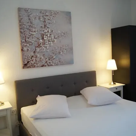 Mario With Private Parking Lejlighed *