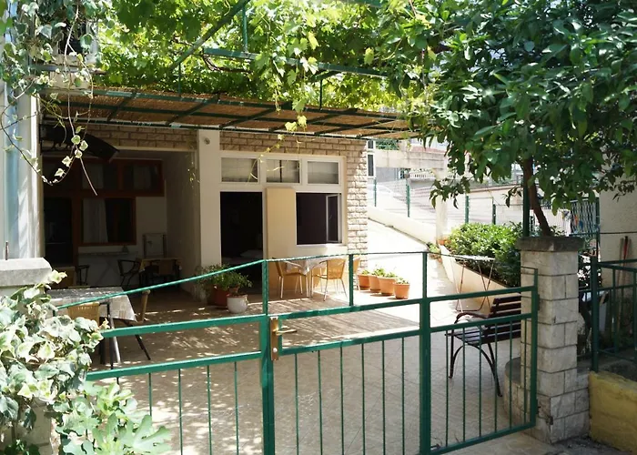 Mario With Private Parking Lejlighed *