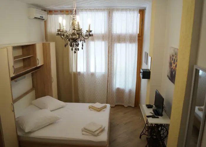 Mario With Private Parking Lejlighed Makarska