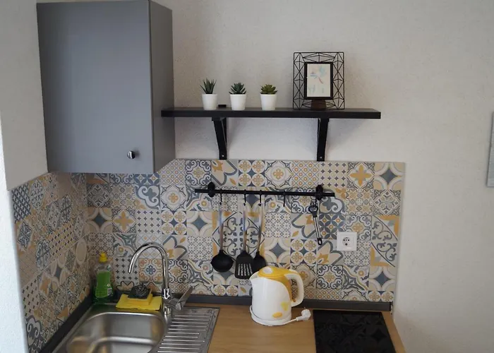 Mario With Private Parking Lejlighed *